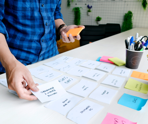 Should I do UI/UX in-house or outsource? When to look for expert help