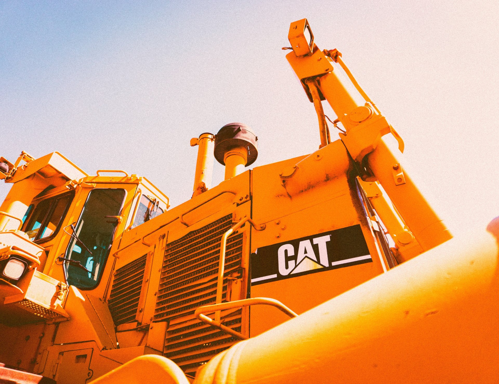 [Original Design Series] Heavy-duty UI design. Tips & tricks for designing data-heavy apps